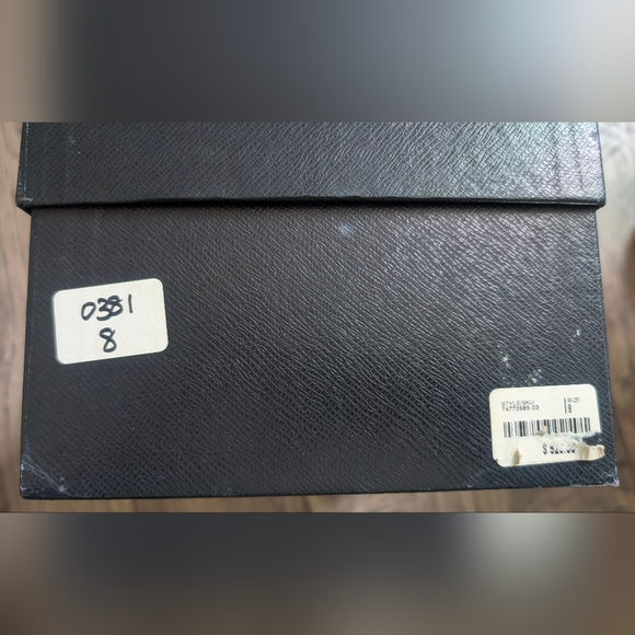 Prada Size 8 dress shoes - Picture 4 of 5